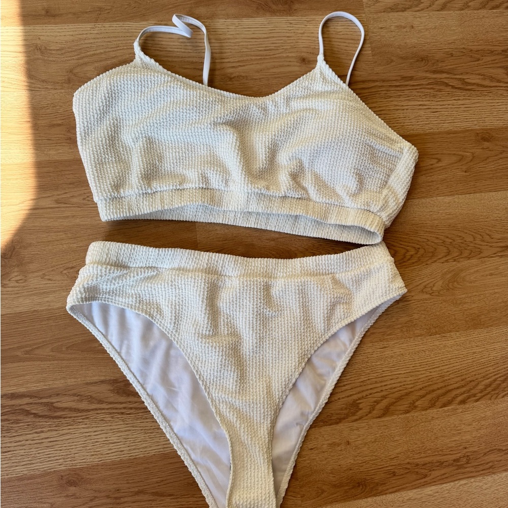 New White Textured Bikini Set.  Size listed is 4xl. Fits like 1x or xl.